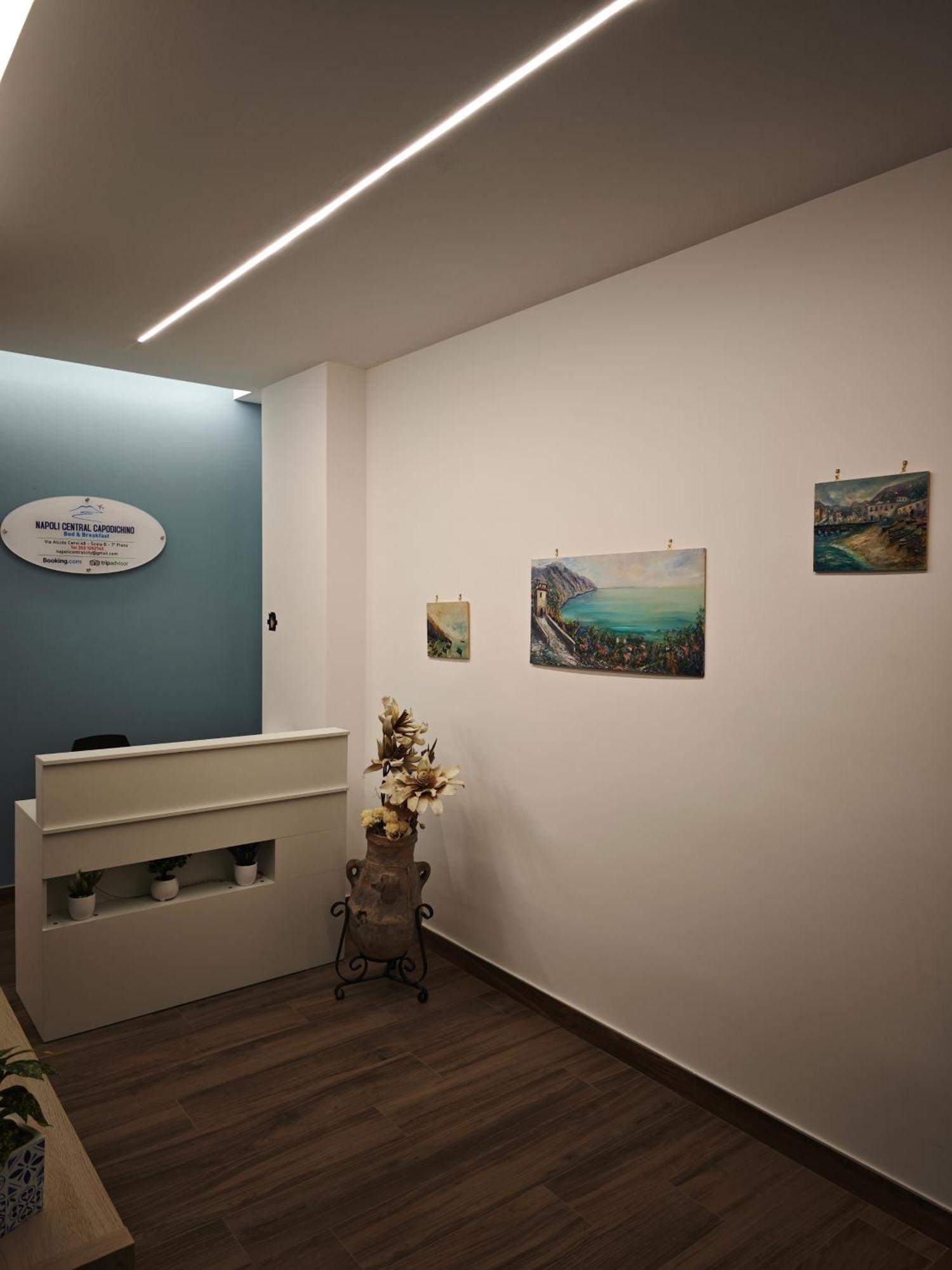 Napoli Central Capodichino B&B Buitenkant foto